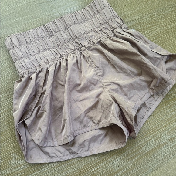 Free People FP Movement The Way Home Mauve Color Athletic Shorts size small 4 6 - Picture 5 of 6